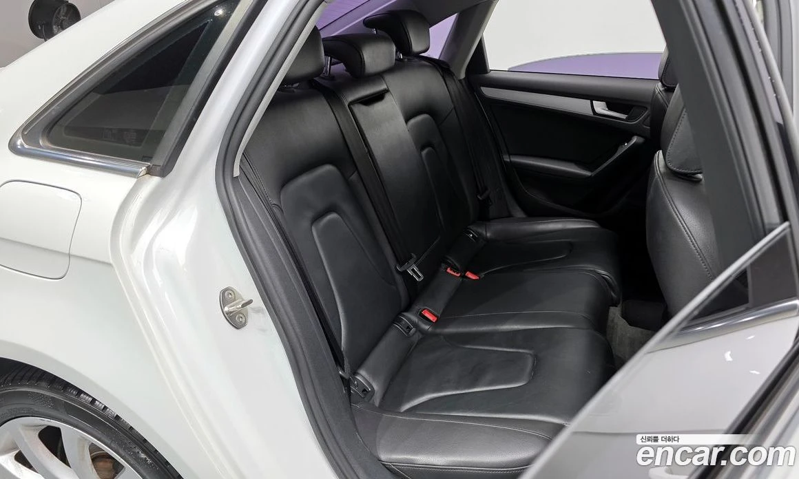 Audi A4 30 TDI Dynamic B8, снимка 12 - Автомобили и джипове - 55676693
