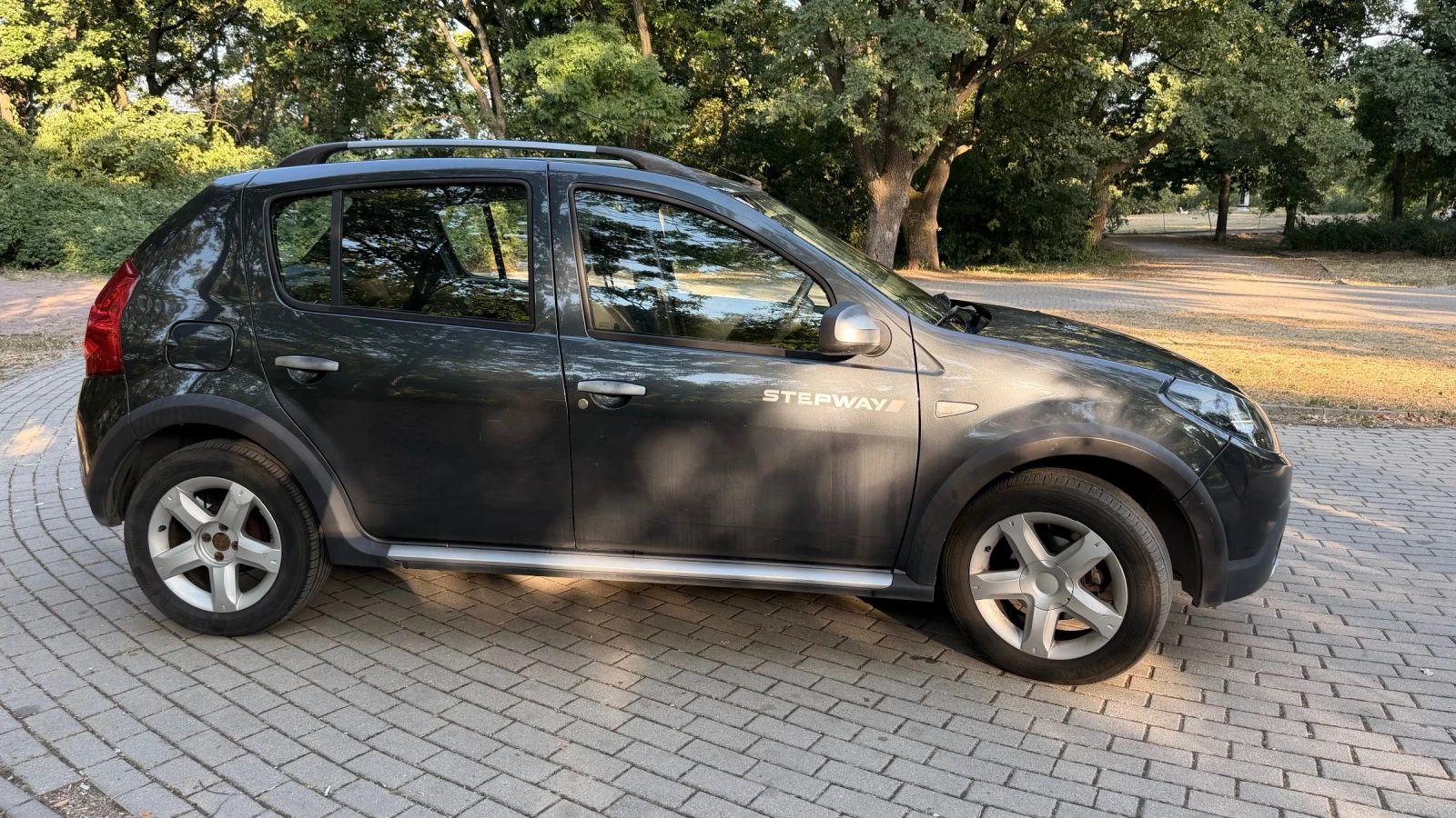 Dacia Sandero Stepway, снимка 4 - Автомобили и джипове - 55695072