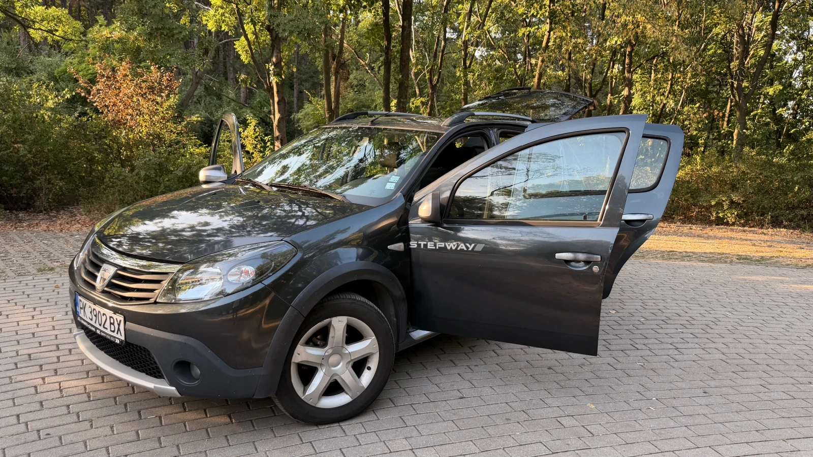 Dacia Sandero Stepway, снимка 6 - Автомобили и джипове - 55695072