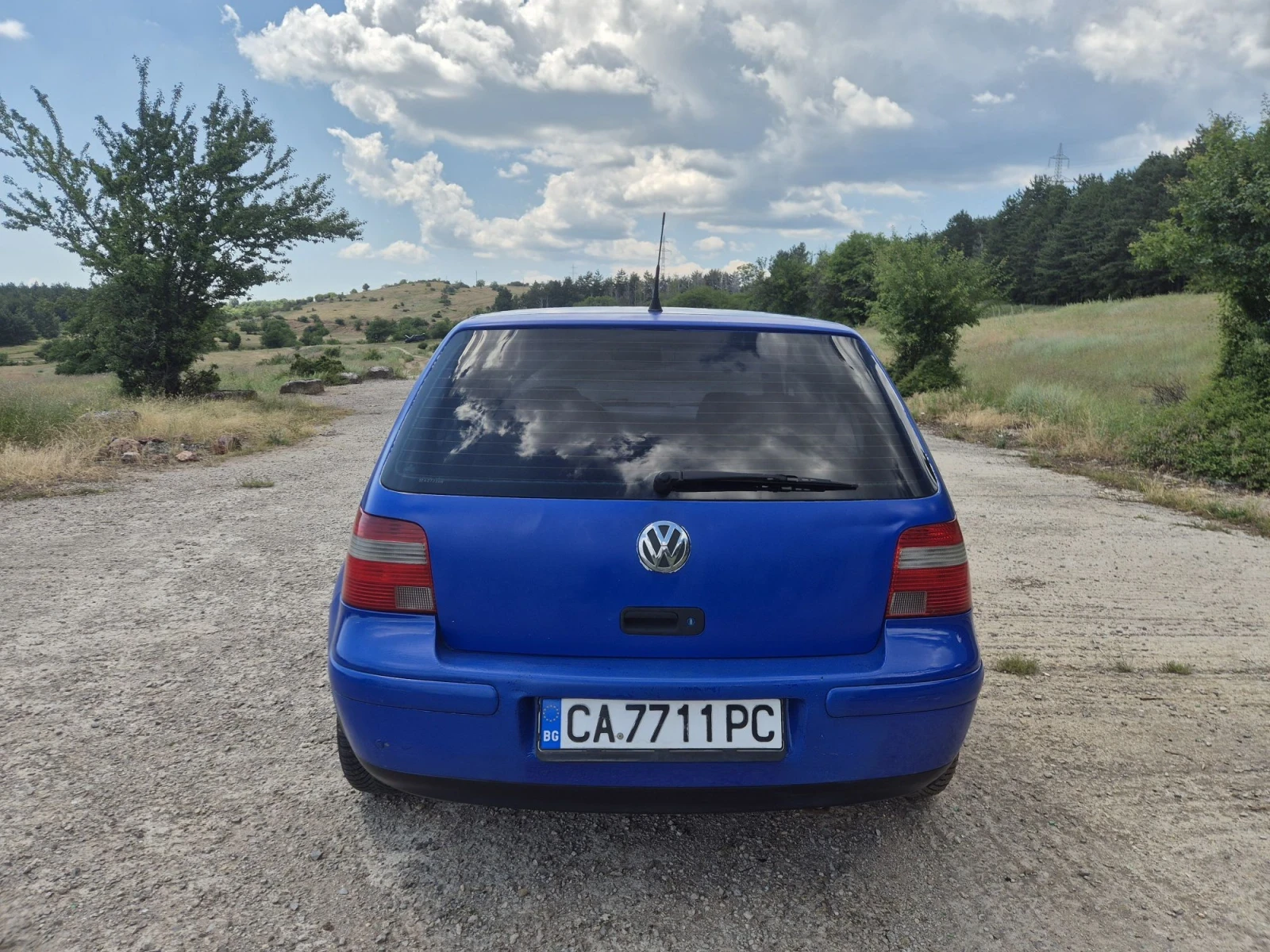 VW Golf, снимка 4 - Автомобили и джипове - 55984125