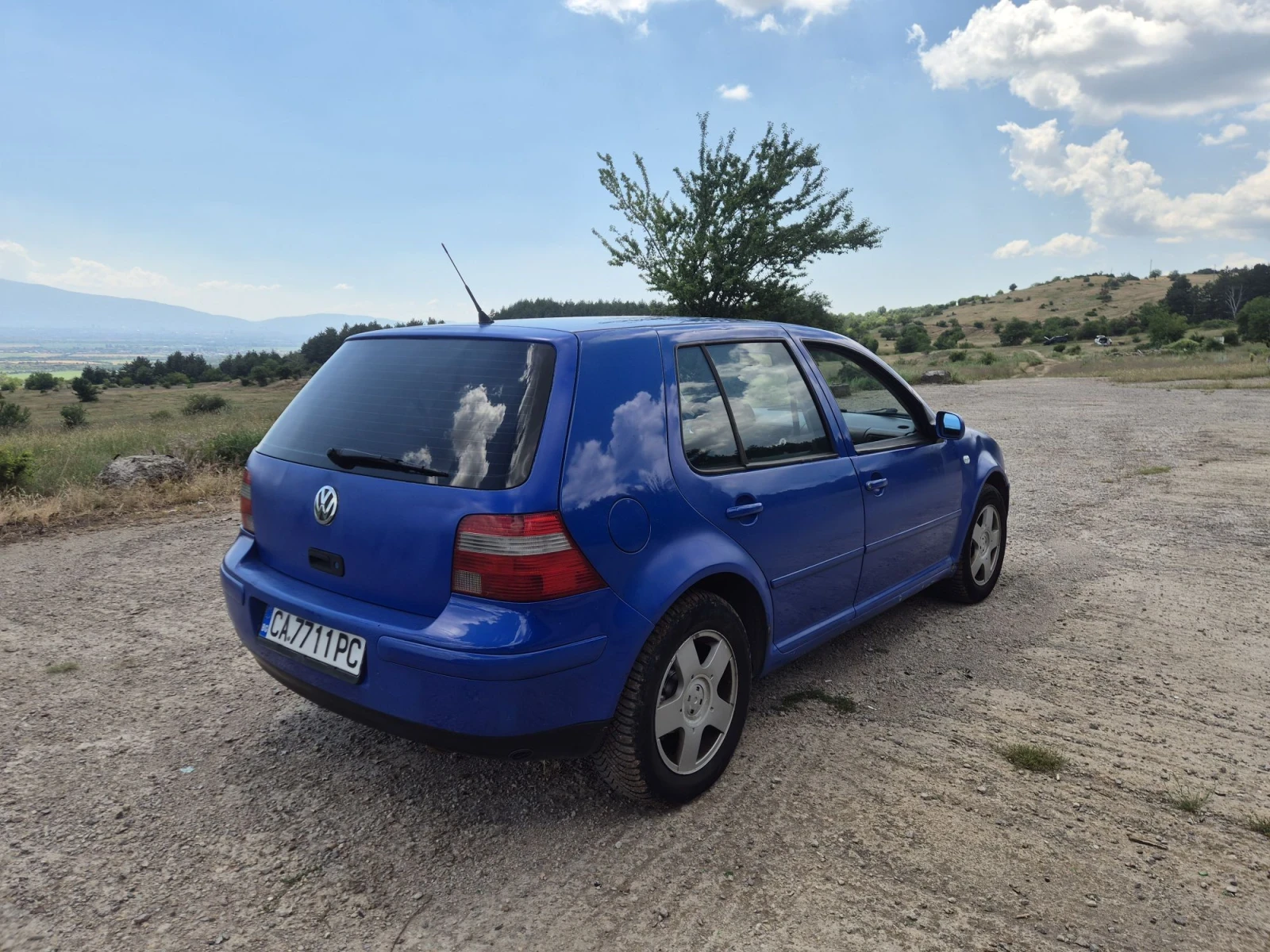 VW Golf, снимка 3 - Автомобили и джипове - 55984125
