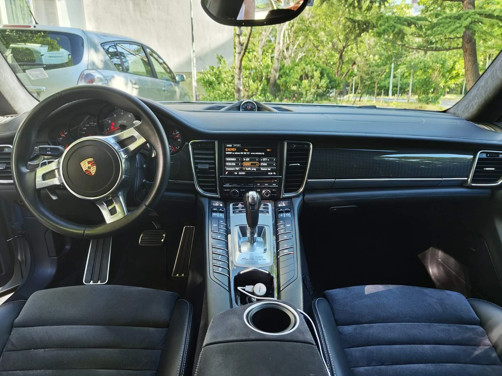 Porsche Panamera GTS, снимка 6 - Автомобили и джипове - 56230786