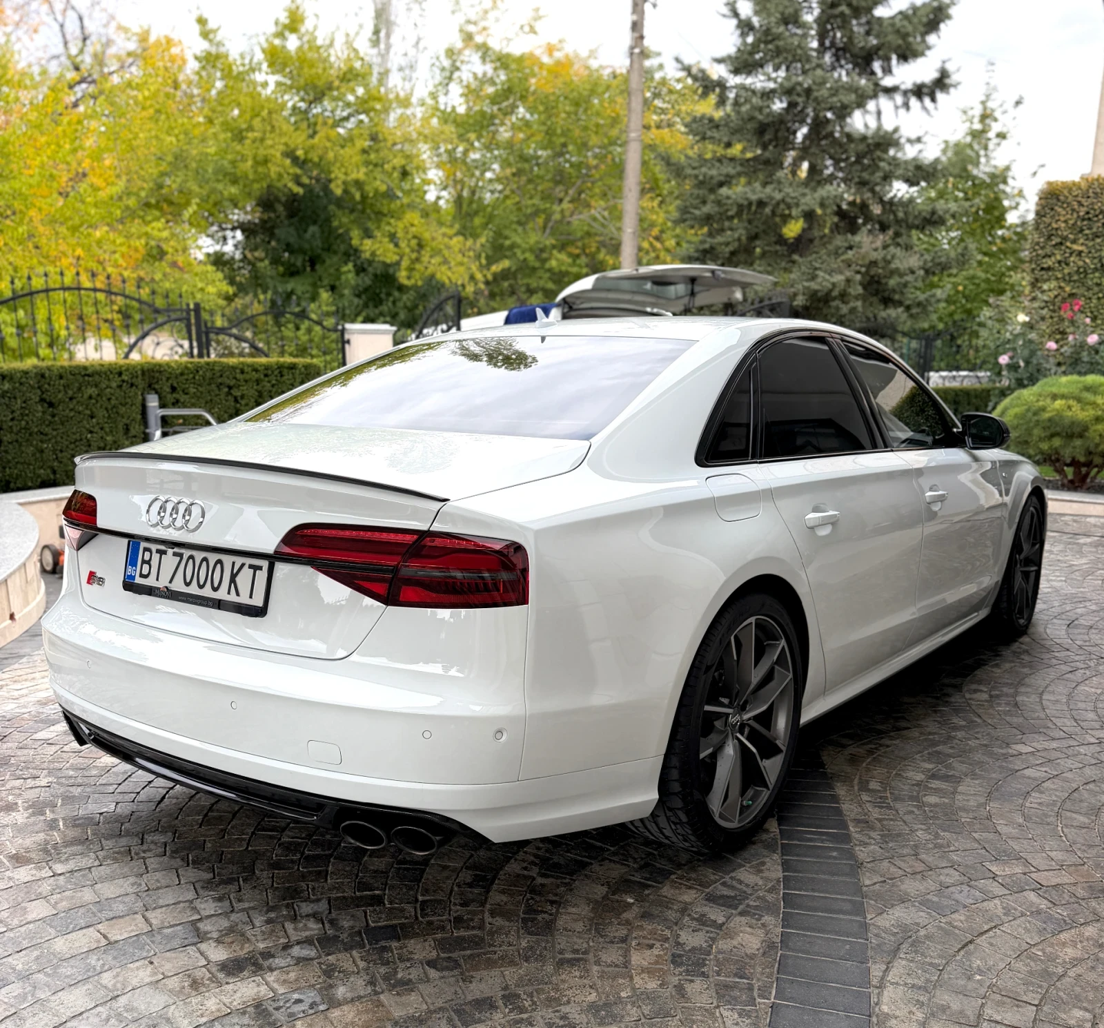 Audi S8 plus, снимка 6 - Автомобили и джипове - 56551895