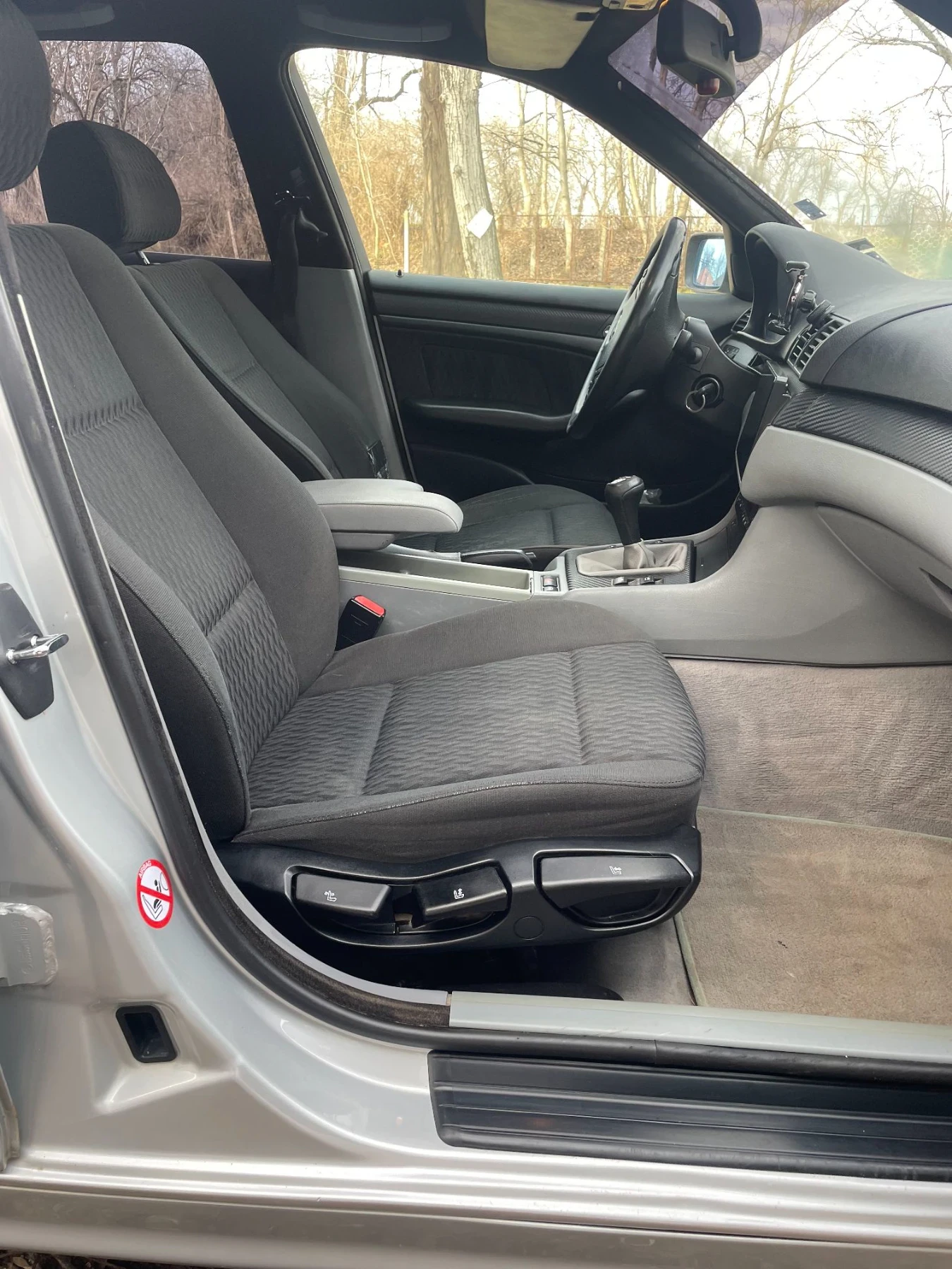 BMW 320 2.0i + gas, снимка 11 - Автомобили и джипове - 56743731