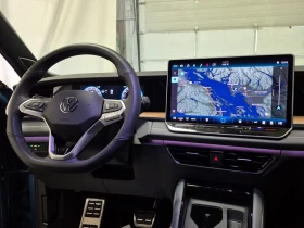 VW Tiguan  HIGHLINE R LINE / ВСИЧКИ ЕКСТРИ ЗА МОДЕЛА , снимка 10