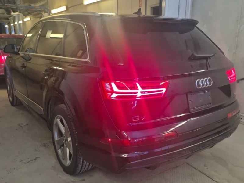 Audi Q7 * PROGRESSIV * ПОДГРЕВ * ОБДУХВАНЕ * ПАНОРАМА , снимка 4 - Автомобили и джипове - 53407748
