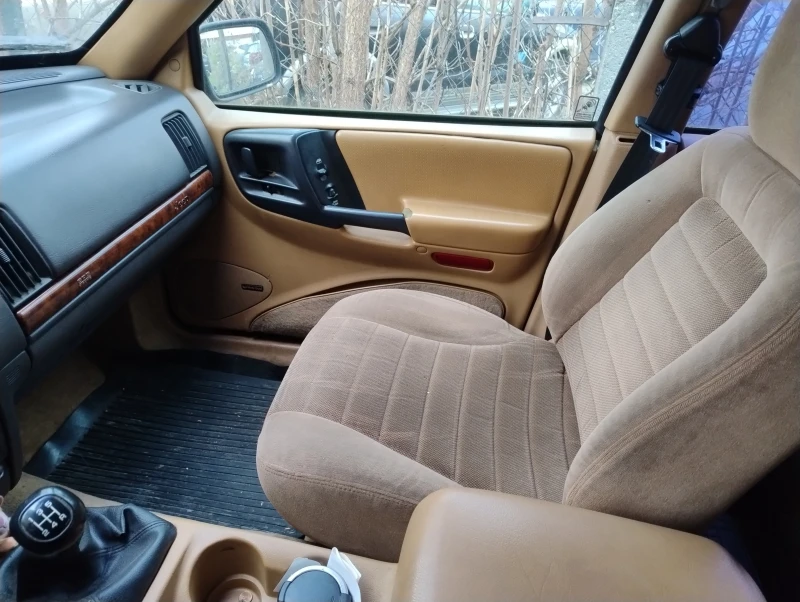 Jeep Grand cherokee, снимка 14 - Автомобили и джипове - 53536283