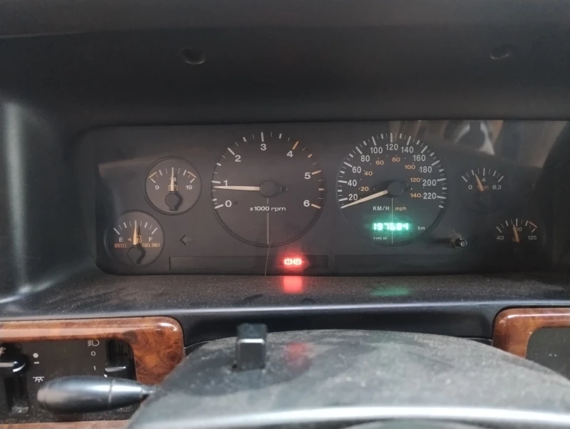 Jeep Grand cherokee, снимка 11 - Автомобили и джипове - 53536283