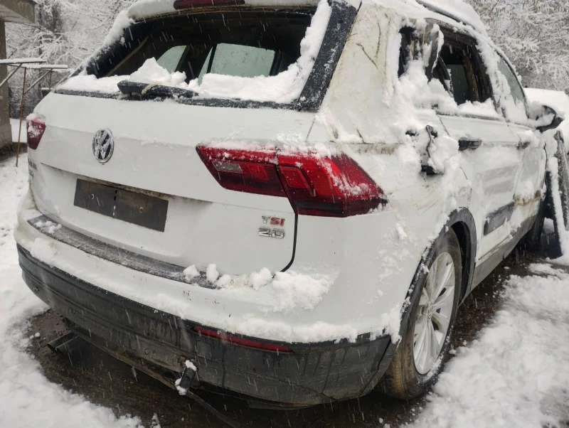 VW Tiguan 2.0Tsi, снимка 2 - Автомобили и джипове - 53568653