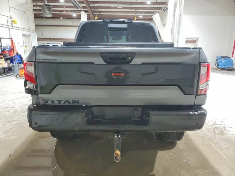 Nissan Titan crew cab Titan Sv, снимка 6 - Автомобили и джипове - 53577885