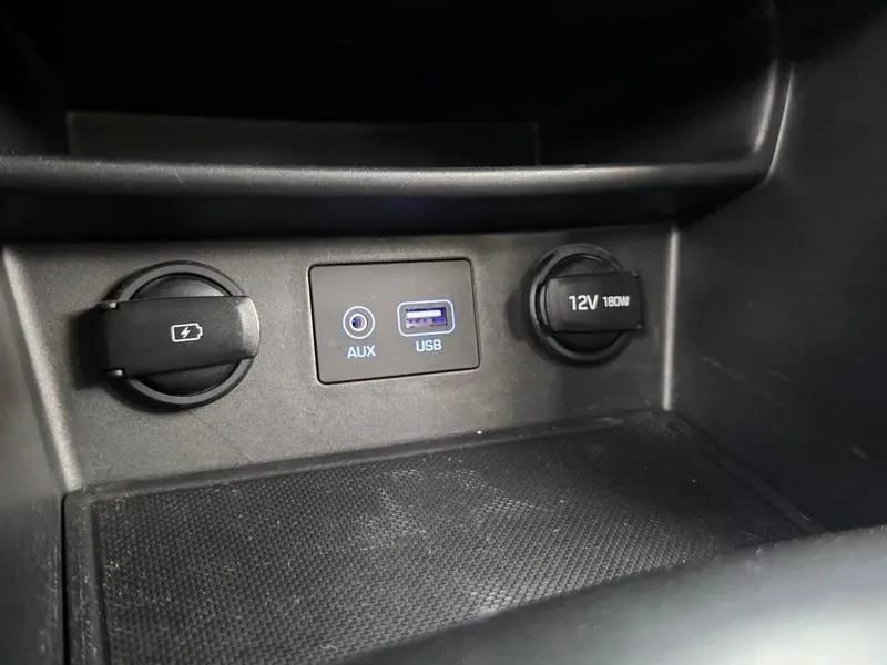 Hyundai Kona Diesel 1.6 2Wd Smart, снимка 15 - Автомобили и джипове - 56118132