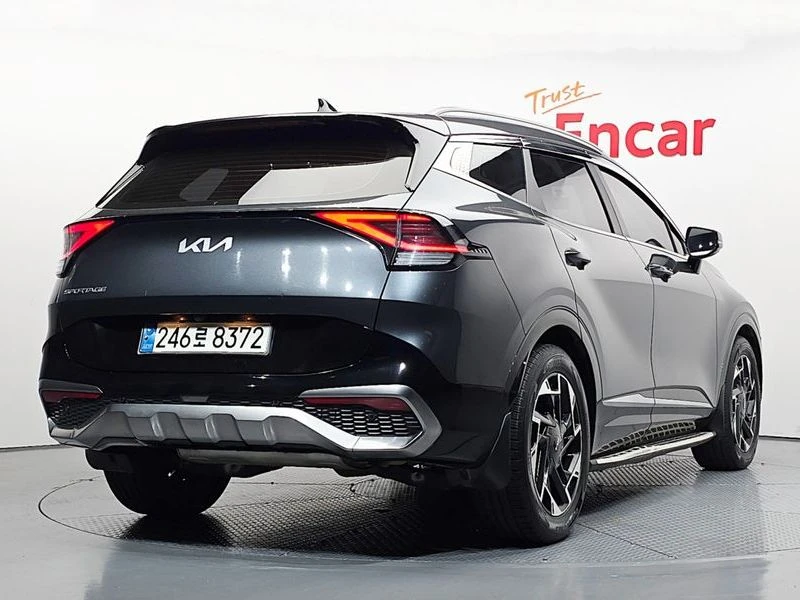 Kia Sportage Gasoline 1.6 Turbo 2WD| 180к.с., снимка 2 - Автомобили и джипове - 56170120