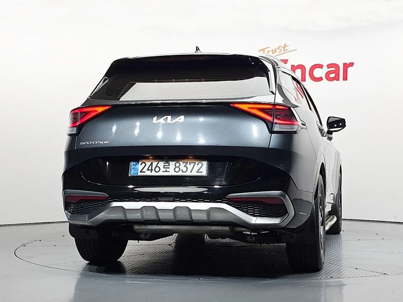 Kia Sportage Gasoline 1.6 Turbo 2WD| 180к.с., снимка 4 - Автомобили и джипове - 56170120