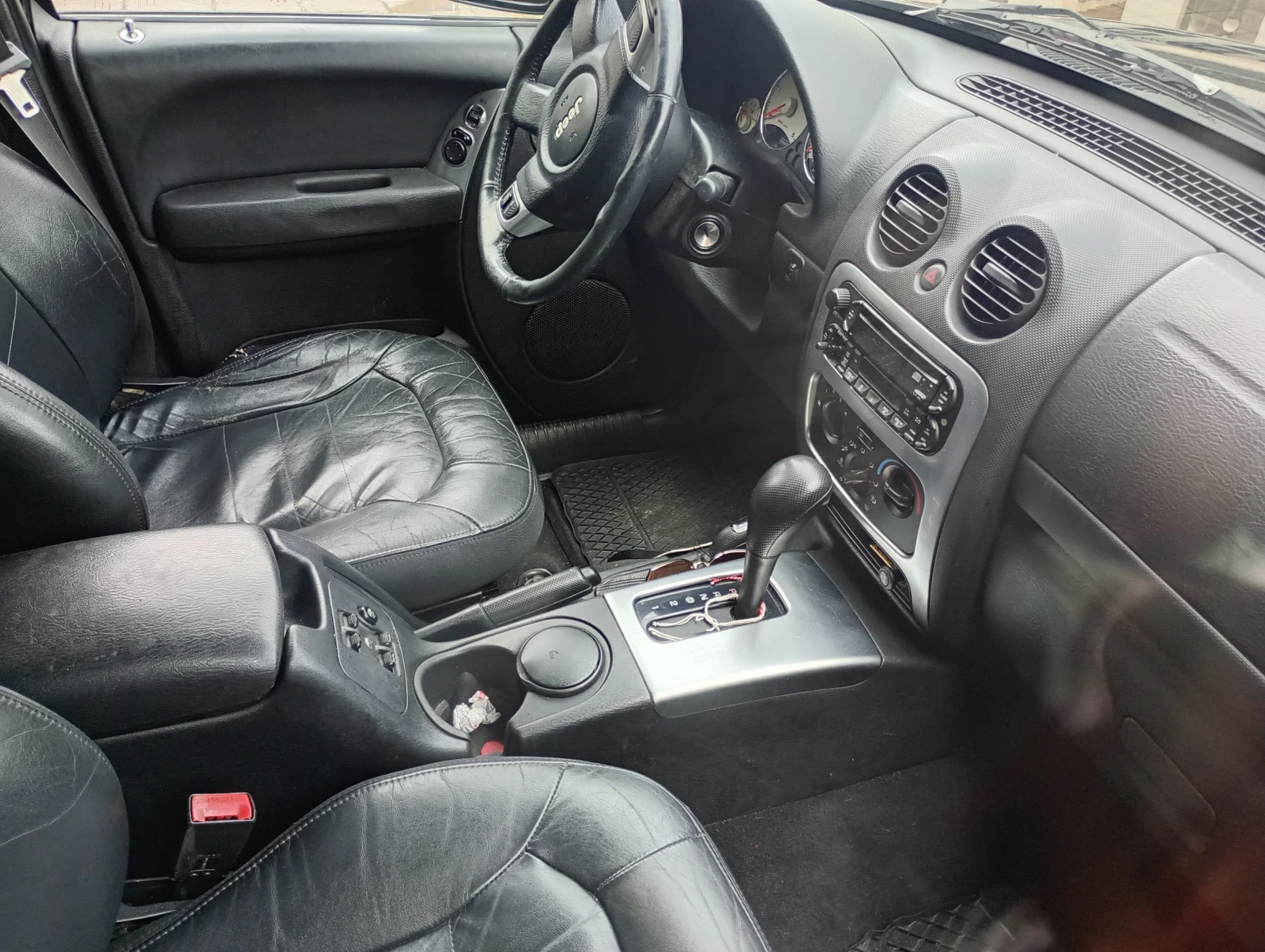 Jeep Cherokee  - изображение 2