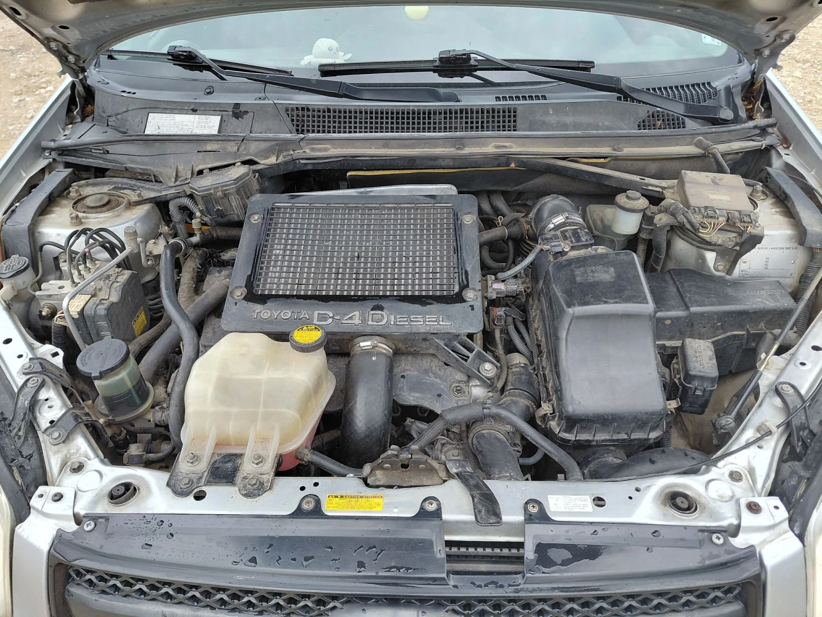 Toyota Rav4 2.0 D4D 116 - изображение 7