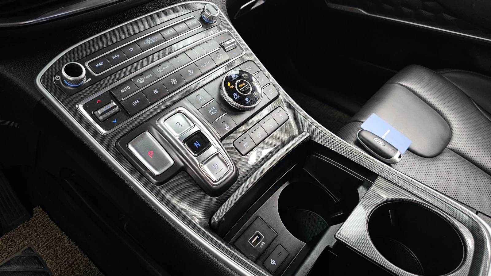 Hyundai Santa fe 2.2 4WD PRESTIGE  - изображение 9