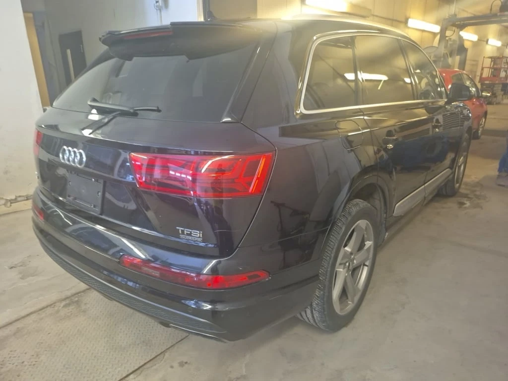 Audi Q7 * PROGRESSIV * ПОДГРЕВ * ОБДУХВАНЕ * ПАНОРАМА  - изображение 3