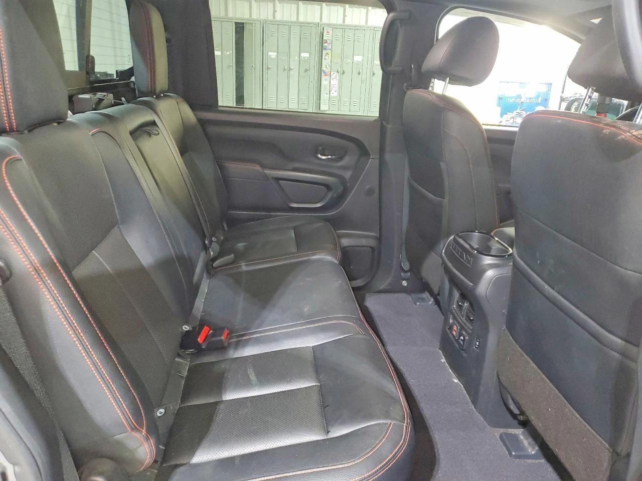 Nissan Titan crew cab Titan Sv | Mobile.bg � ����������� 10