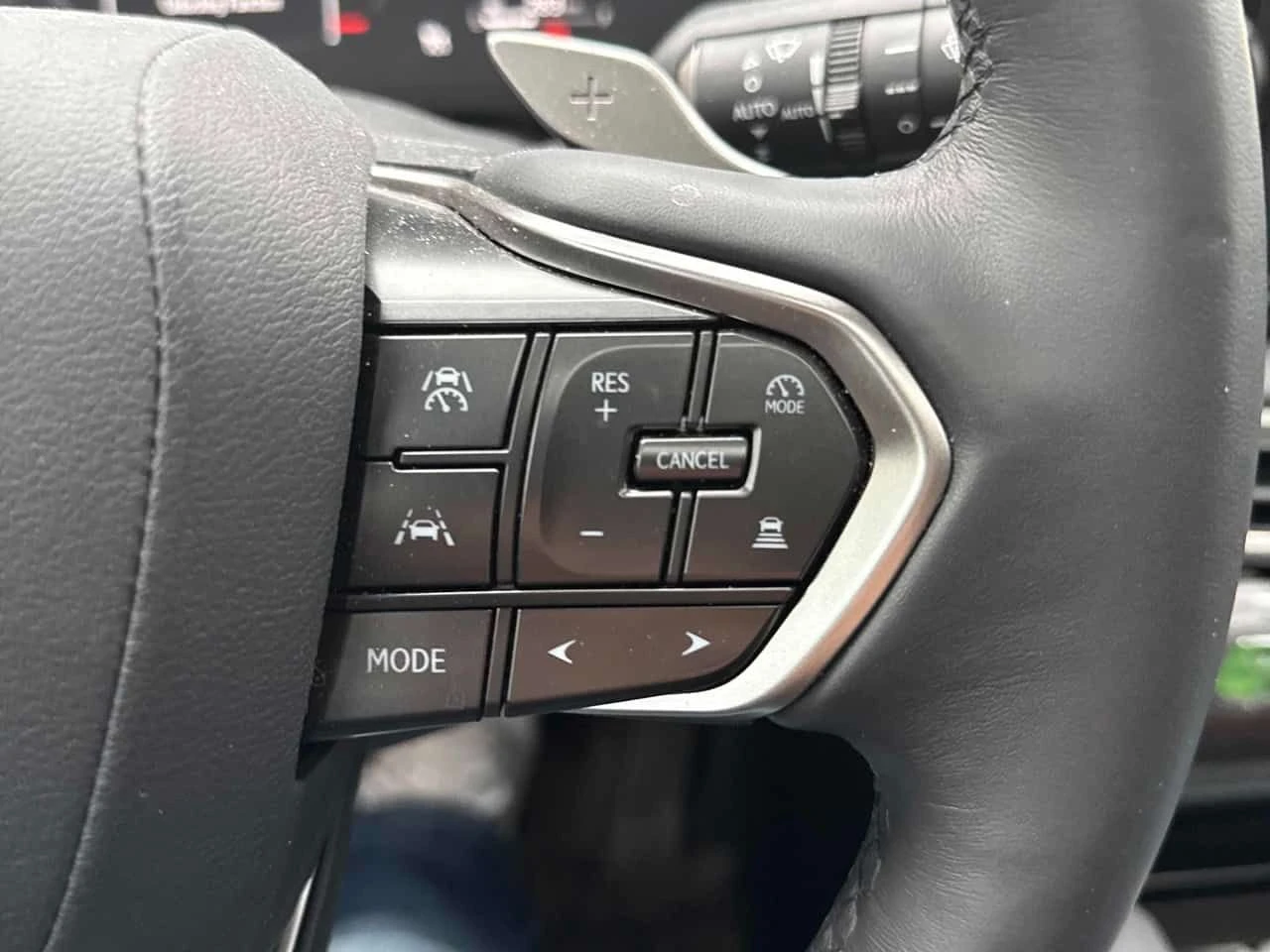 Lexus RX 350h * CARFAX * Дистроник* Обдухване* F-sport* , снимка 10 - Автомобили и джипове - 53819529