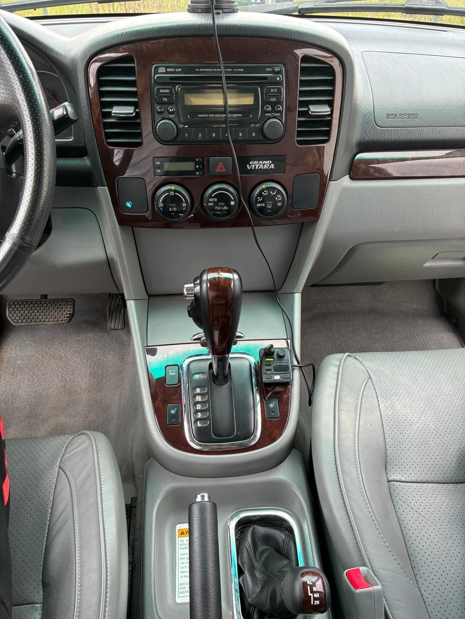 Suzuki XL-7, снимка 8 - Автомобили и джипове - 54608659