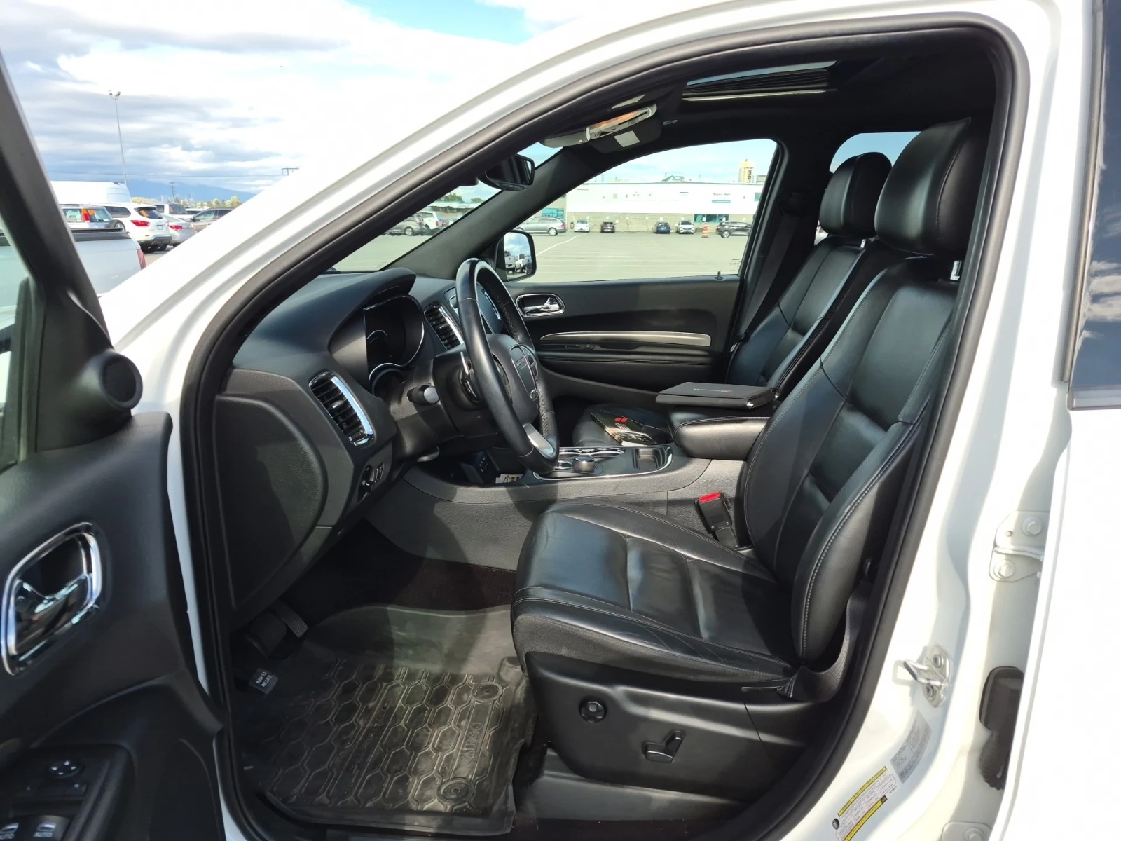 Dodge Durango GT V6 * * CARFAX * * АВТО КРЕДИТ * * , снимка 5 - Автомобили и джипове - 54885774