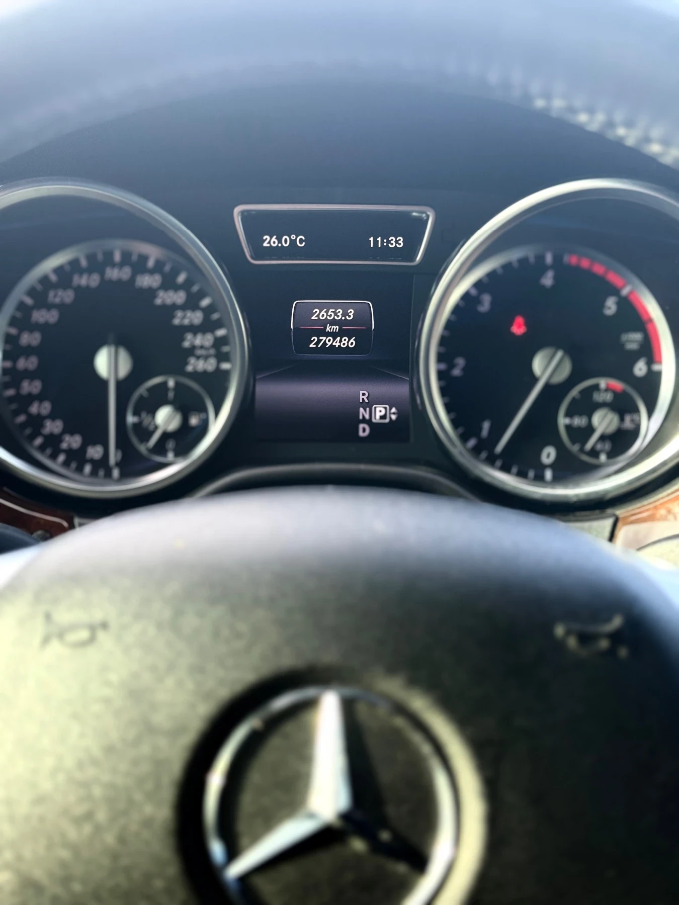 Mercedes-Benz GL 350 d/AMG/DISTR+ /HARMAN/360/Обдухване/Вакуум/, снимка 11 - Автомобили и джипове - 55046032