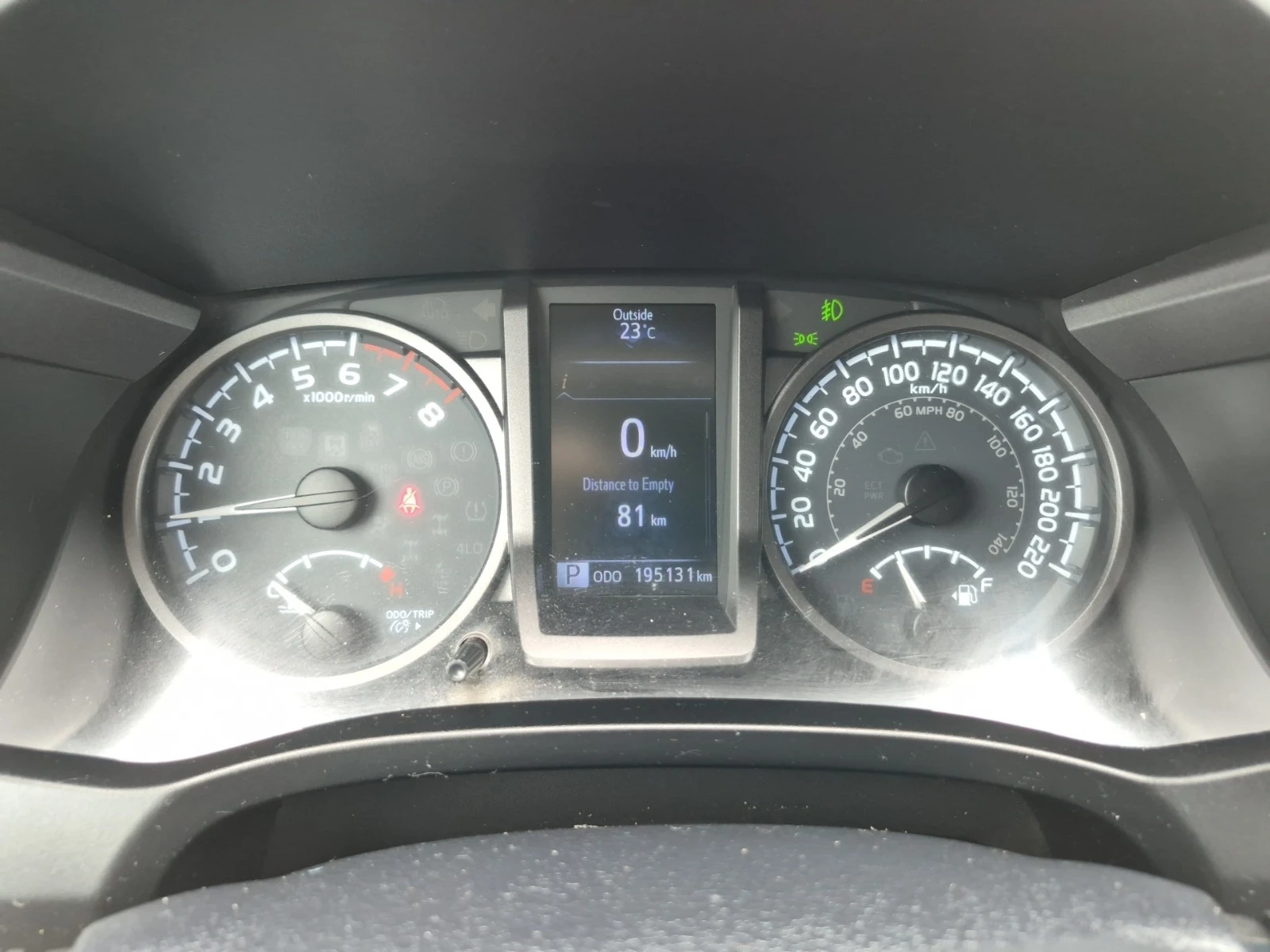 Toyota Tacoma SR5 CREW CAB LONG BED * AWD * CARFAX * , снимка 7 - Автомобили и джипове - 55214247