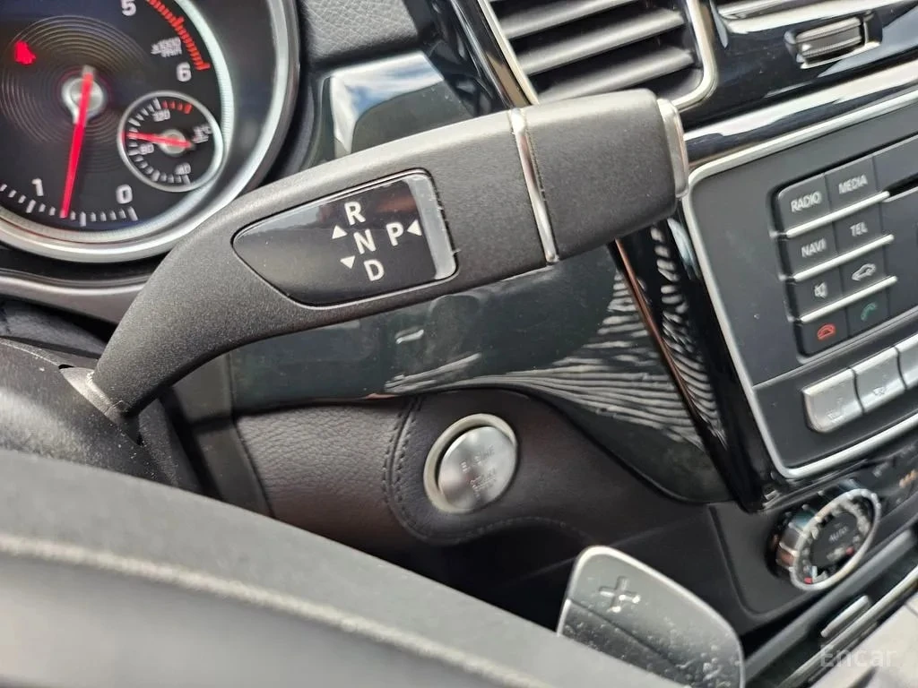 Mercedes-Benz GLS * GLS350 d 4MATIC * ЦЕНА ДО БГ, снимка 13 - Автомобили и джипове - 55872350
