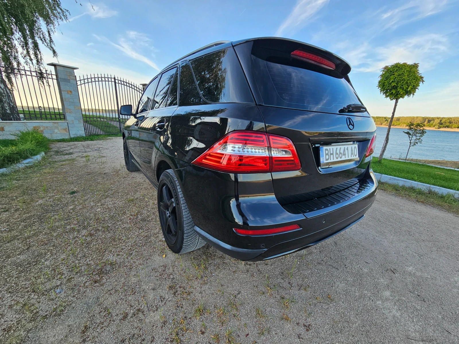 Mercedes-Benz ML 250, снимка 4 - Автомобили и джипове - 56039093