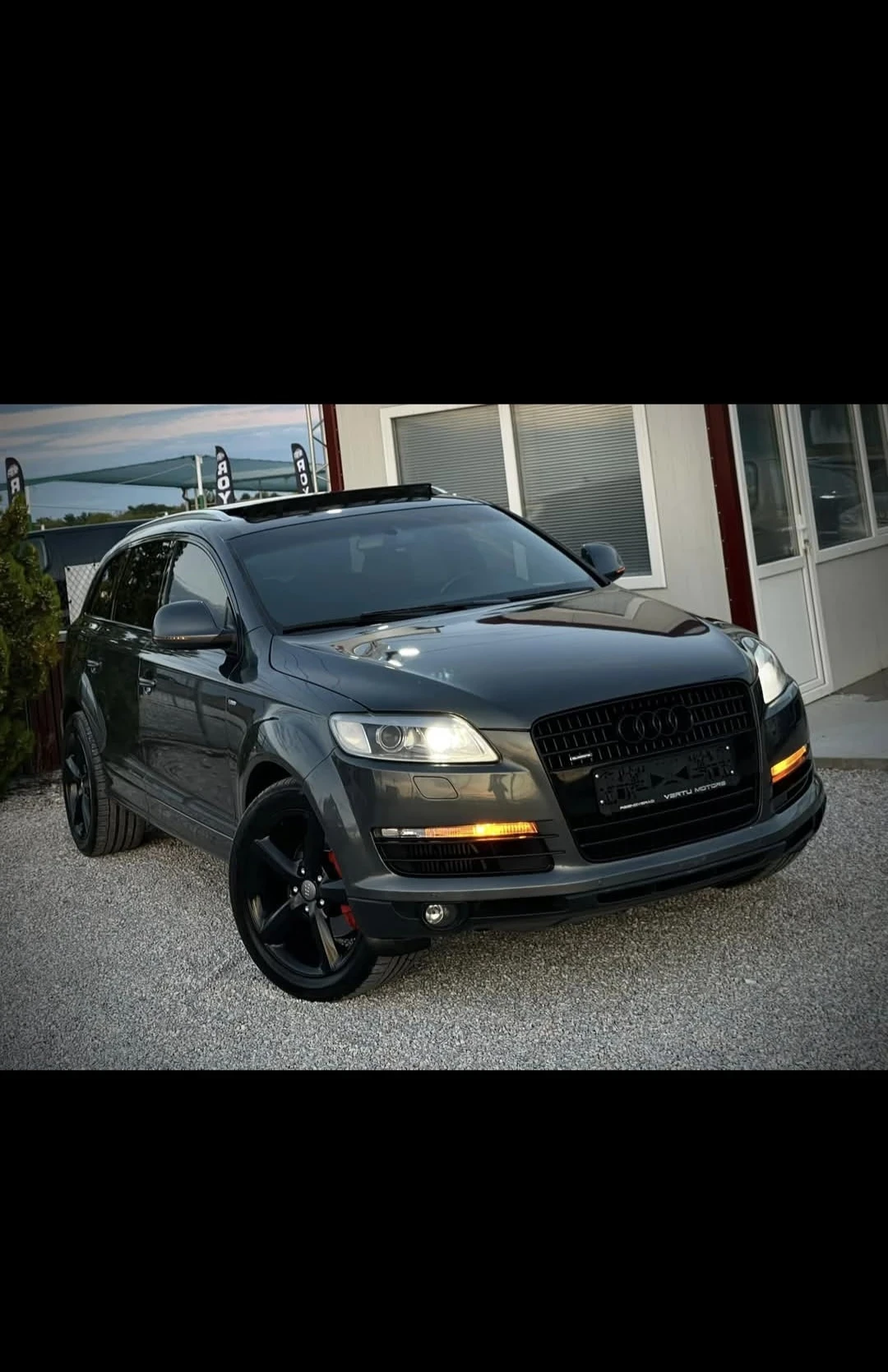 Audi Q7, снимка 3 - Автомобили и джипове - 56465140