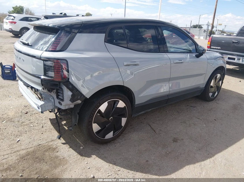 Volvo EX30 Plus Twin Motor Performance, Fully Electric, снимка 4 - Автомобили и джипове - 56521233
