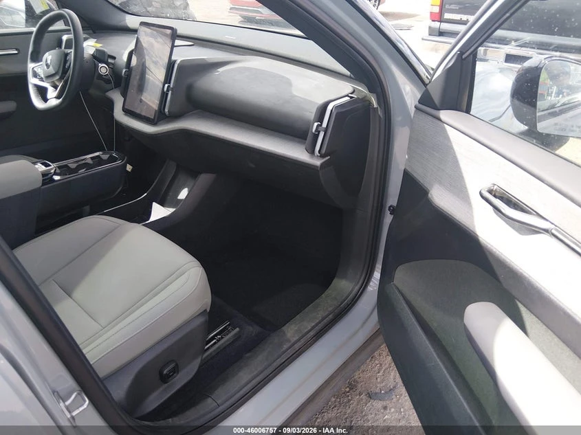 Volvo EX30 Plus Twin Motor Performance, Fully Electric, снимка 5 - Автомобили и джипове - 56521233