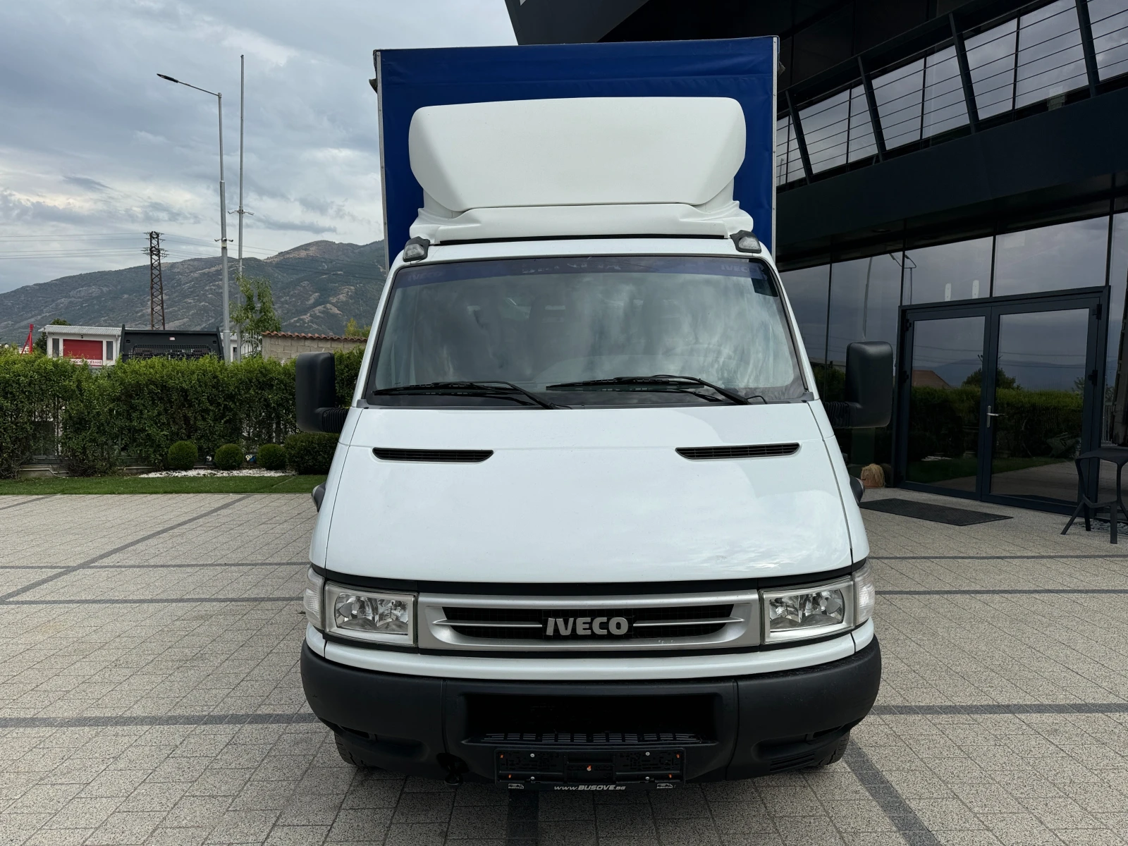 Iveco Daily 35C12 3.5т. 3.65м. 2 щори - изображение 9