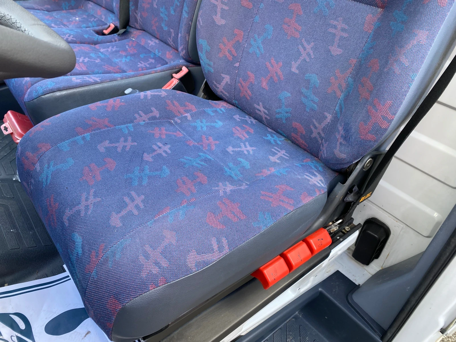 Mercedes-Benz 412 412d* КЛИМА* БЕЗ РЪЖДА* ПОВДИГАЩ ПОКРИВ* , снимка 9 - Бусове и автобуси - 54810896