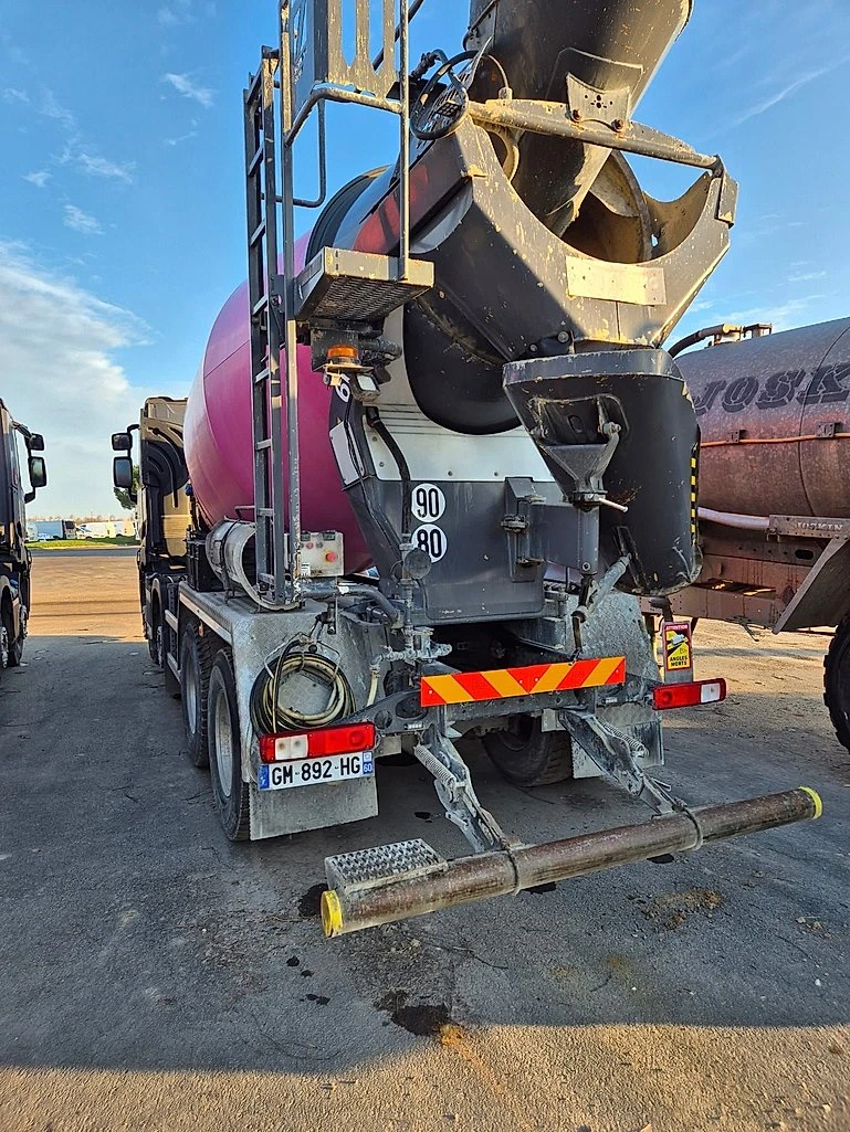 Renault C 430 БЕТОНОВОЗ 8x4 - изображение 6