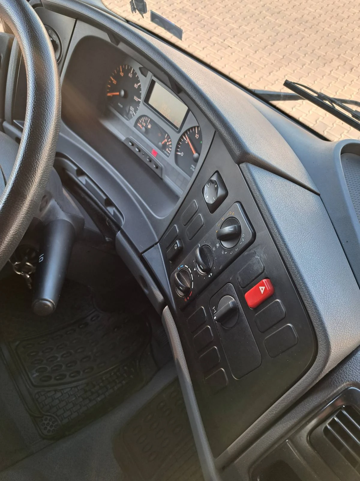 Mercedes-Benz Atego 915 | Mobile.bg   12