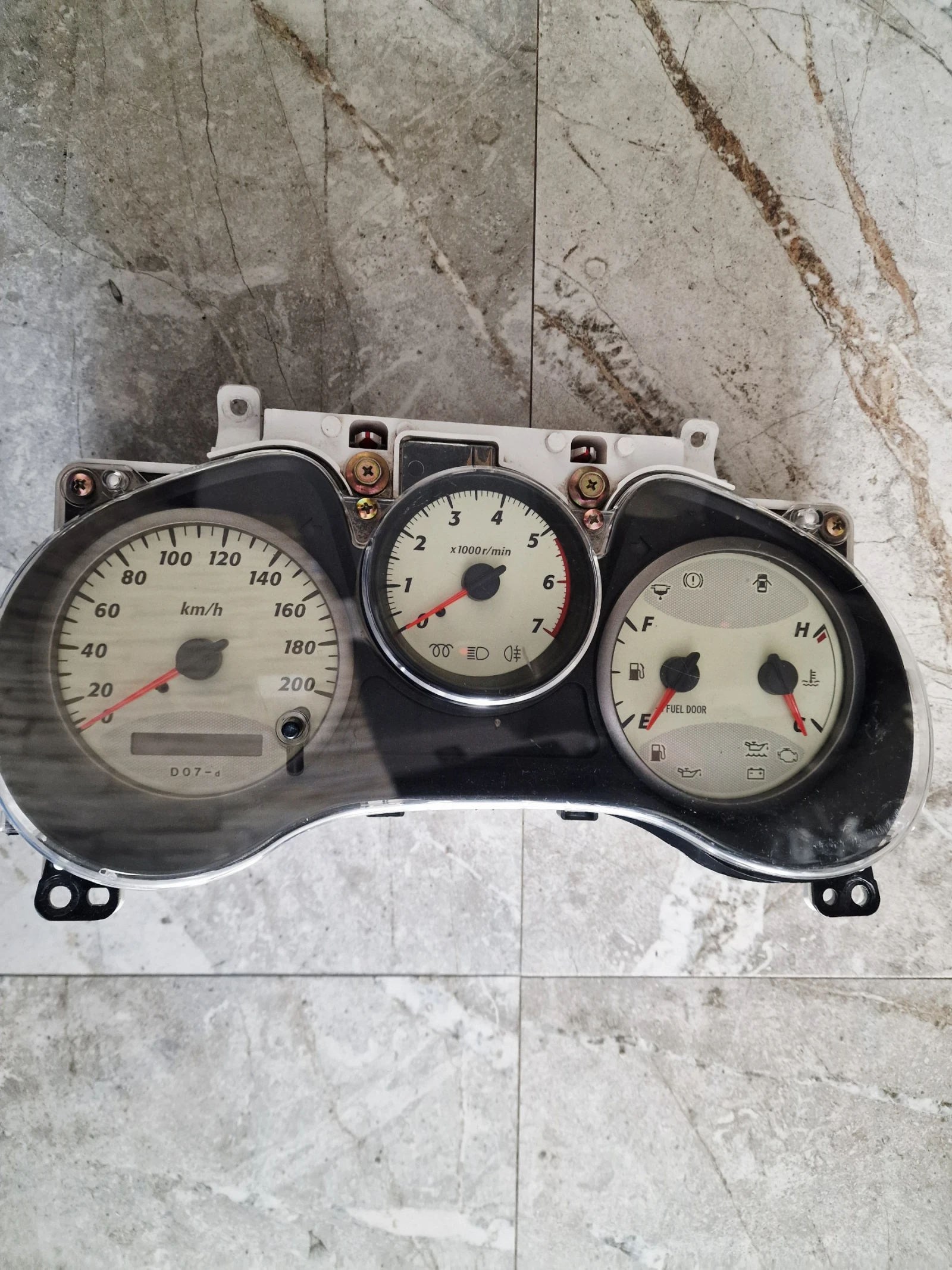 83800-4A091 километраж за TOYOTA RAV 4 2.0 D4D