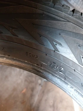 Гуми Зимни 255/55R19, снимка 6 - Гуми и джанти - 39391693