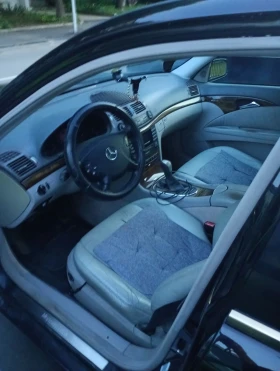 Mercedes-Benz E 220 211, снимка 7