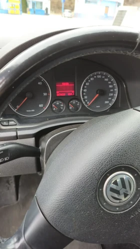 VW Golf 1.9 TDI - 7600 лв. - 37409885 | Car24.bg