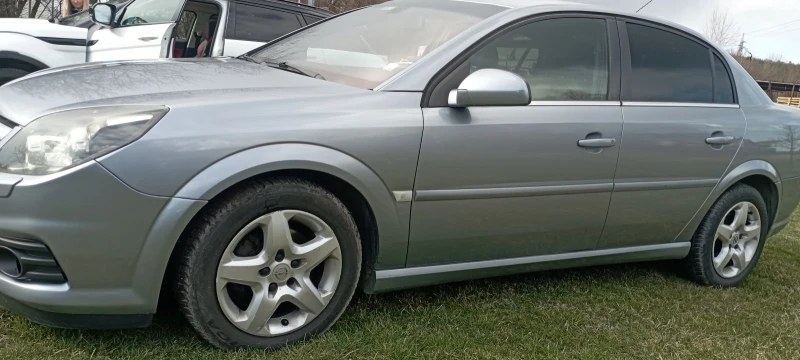 Opel Vectra 2.2 бензин автоматик, снимка 3 - Автомобили и джипове - 46998627