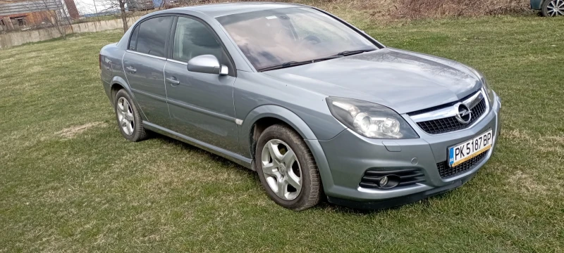 Opel Vectra 2.2 бензин автоматик, снимка 1 - Автомобили и джипове - 47491426