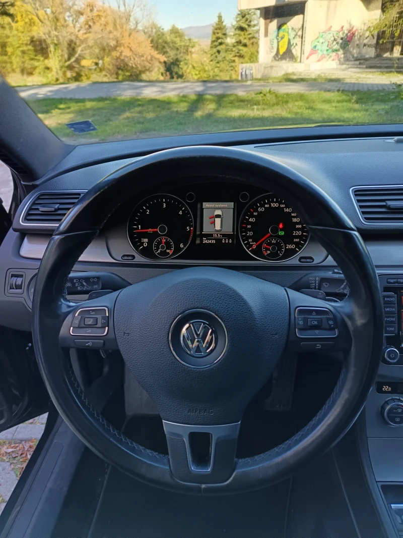 VW Passat 2.0 TDI 140к.с. Rline нов внос Швейцария, снимка 10 - Автомобили и джипове - 47609332