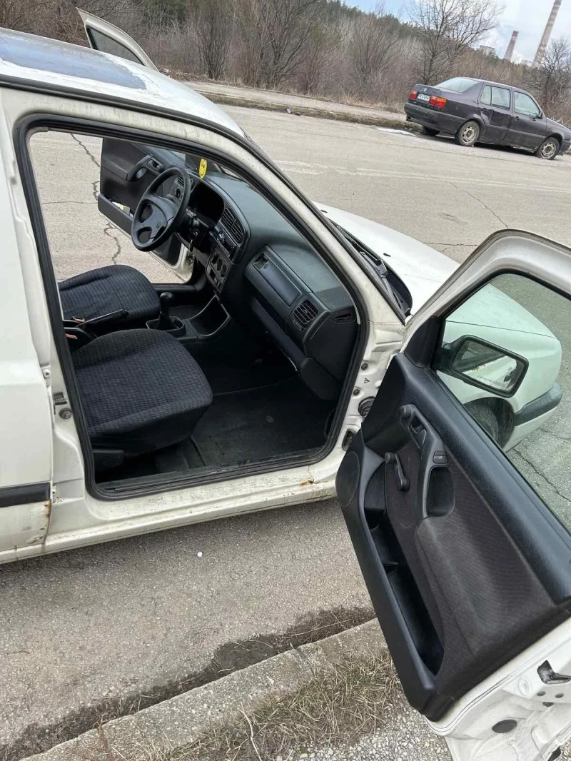 VW Vento 1.9 TD 90 к.с, снимка 12 - Автомобили и джипове - 49246876