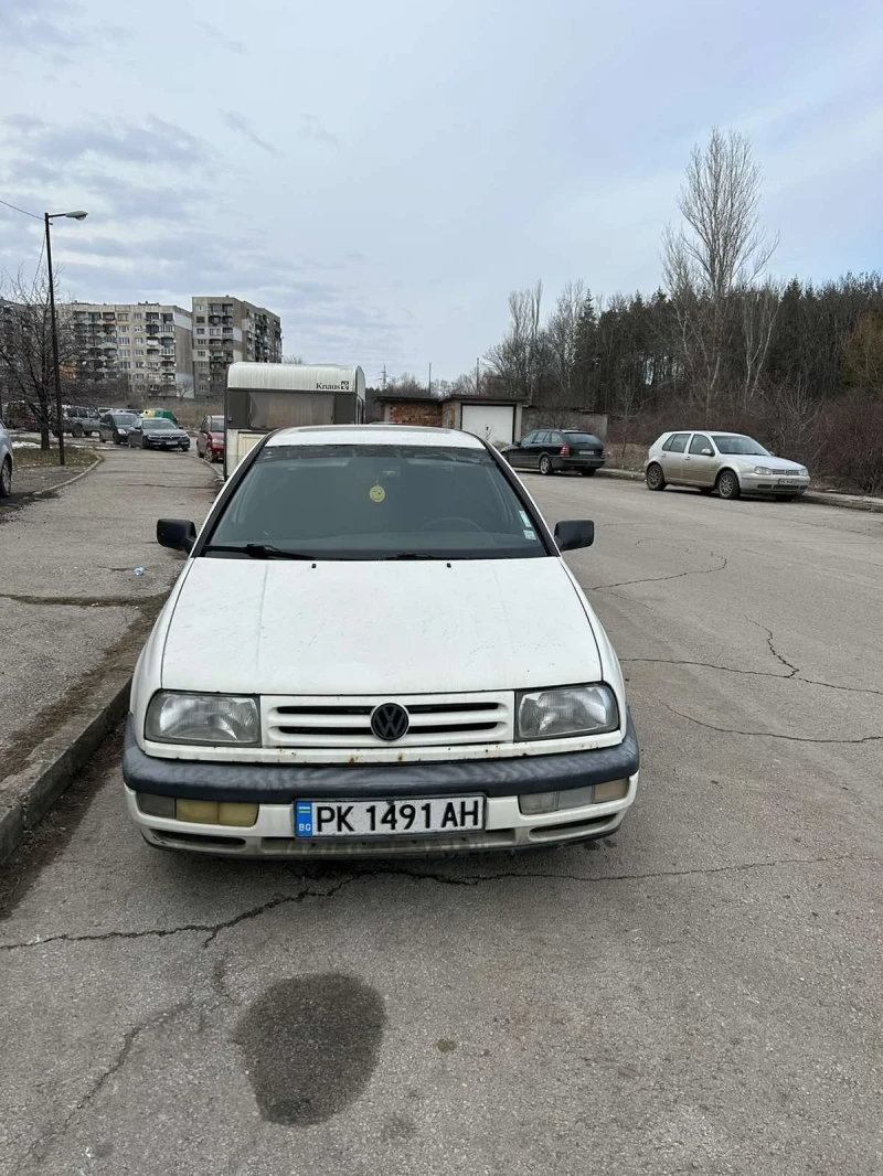 VW Vento 1.9 TD 90 к.с, снимка 1 - Автомобили и джипове - 49246876