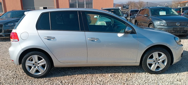 VW Golf 1.6TDI, снимка 8 - Автомобили и джипове - 49284531