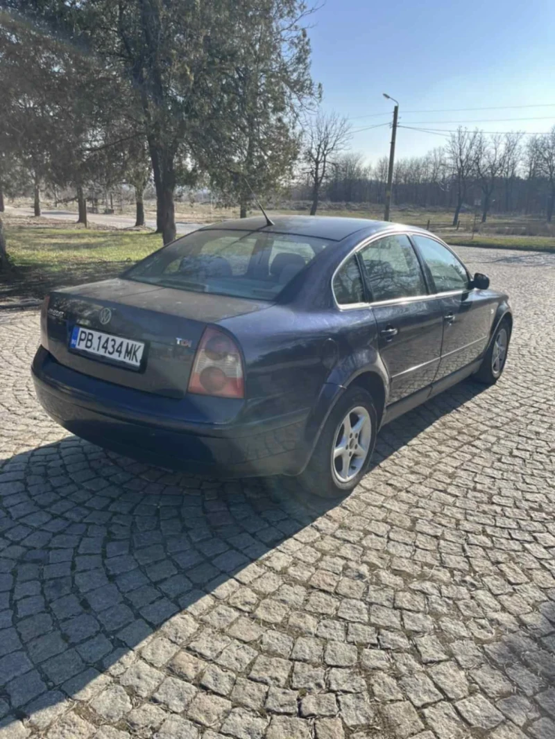 VW Passat, снимка 5 - Автомобили и джипове - 49459229