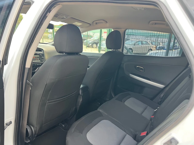 Kia Ceed 1.6CRDi/128p.s-New model/Navi!!!!, снимка 11 - Автомобили и джипове - 51396760