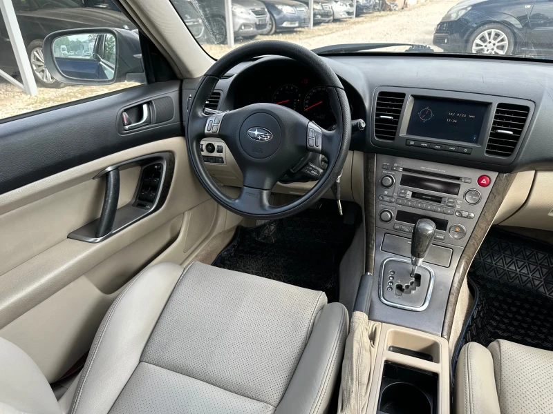 Subaru Legacy 3.0i АВТОМАТ!!!, снимка 8 - Автомобили и джипове - 51677068