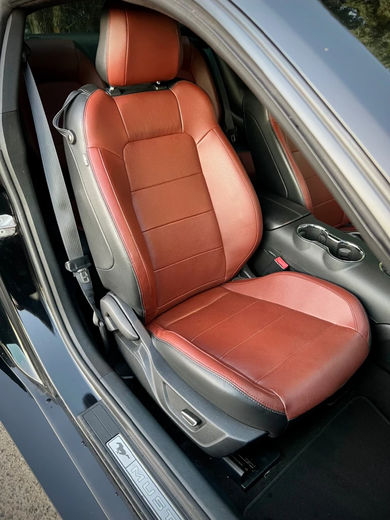 Ford Mustang 3.7, снимка 8 - Автомобили и джипове - 52683601